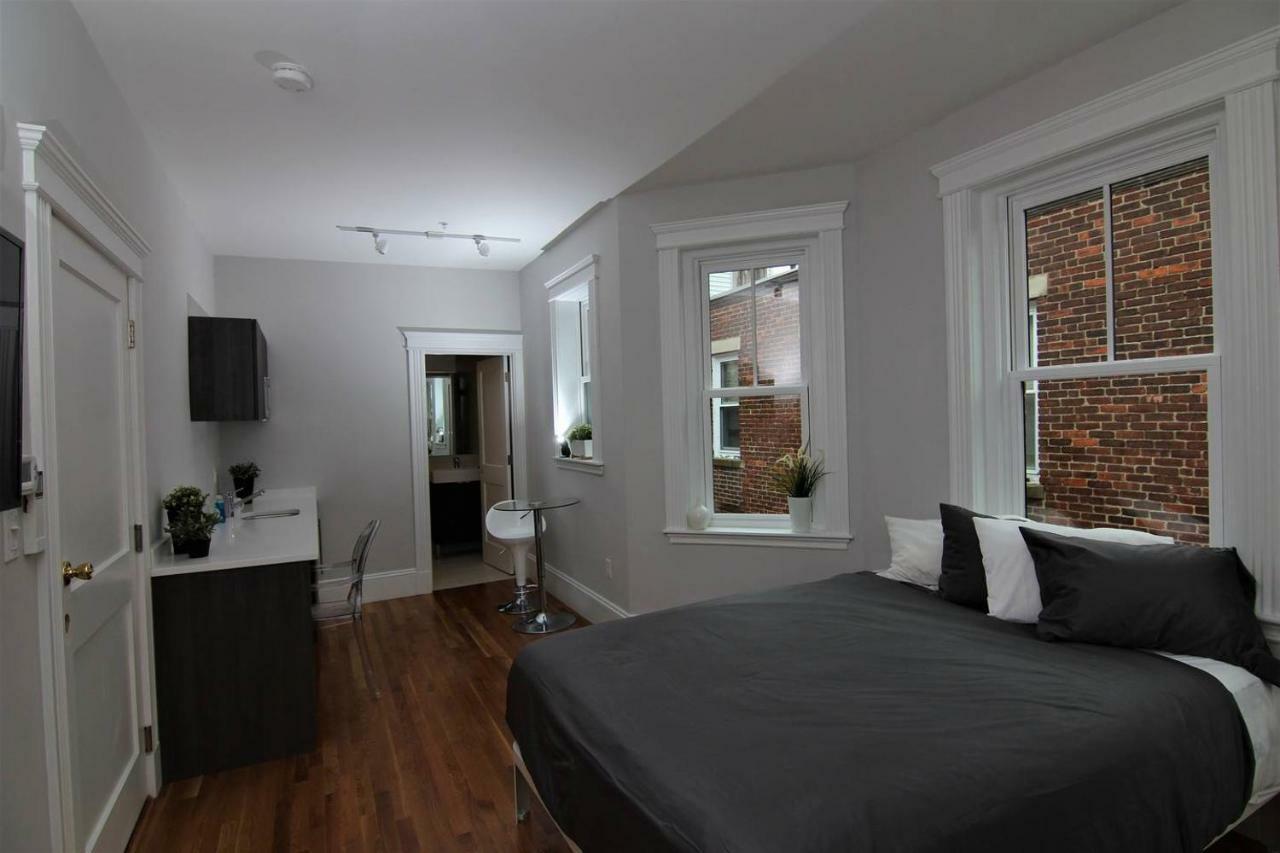 A Stylish Stay W/ A Queen Bed, Heated Floors.. #3 Бруклин Экстерьер фото