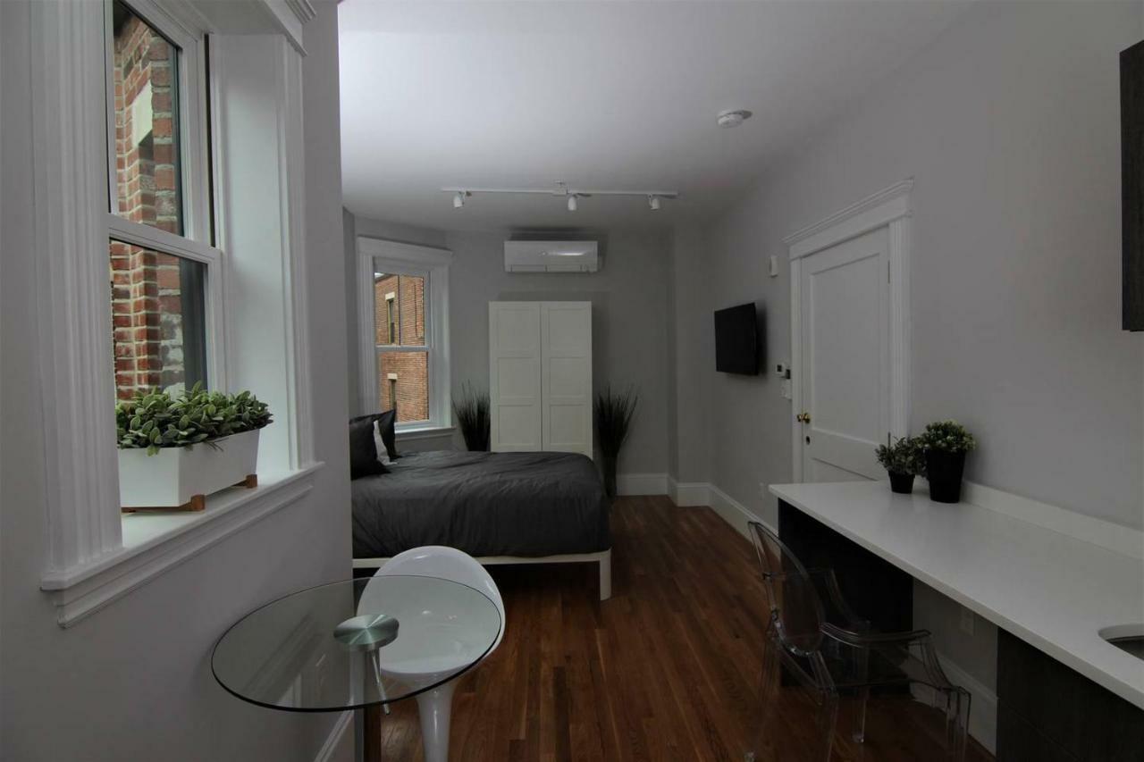 A Stylish Stay W/ A Queen Bed, Heated Floors.. #3 Бруклин Экстерьер фото